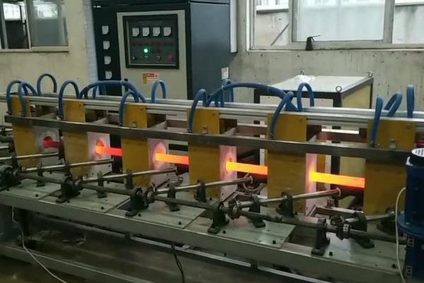 中频圆钢调质生产线实拍 中频91免费看黄下载加热设备