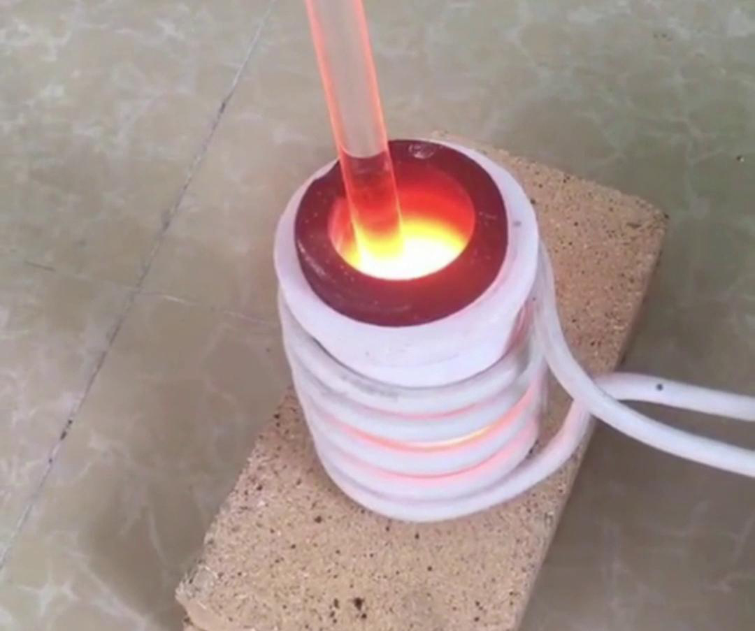 小型高频熔炼炉：家用电压，高效熔炼