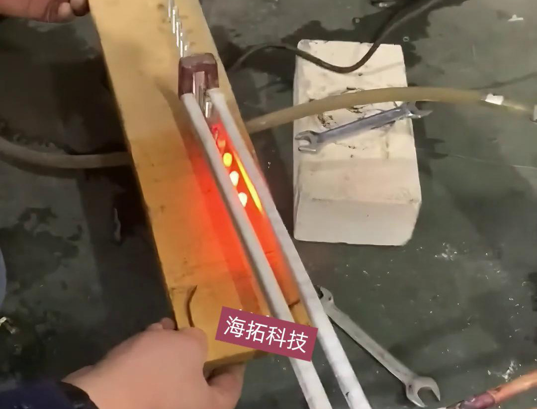 6mm端头在线退火，高频加热机配合自动输送带实现均匀加热退火