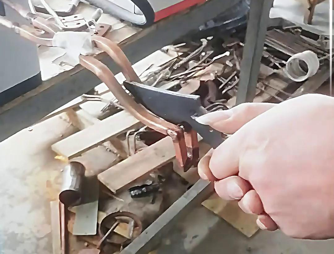 高频淬火机和超高频91免费下载入口在刀具淬火工艺中各有优势