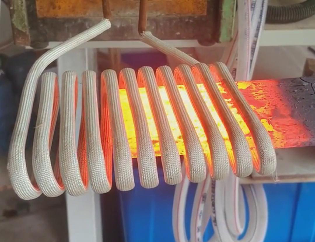 40KW高频91免费看黄下载加热设备在加热10mm厚钢板方面