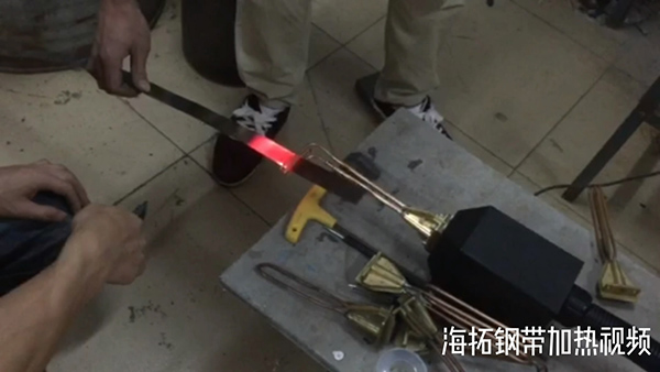 超高频91免费看黄下载加热设备6KW加热钢带视频