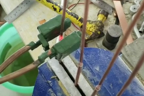 手持式高频加热机，高频焊机是焊接铜管工具