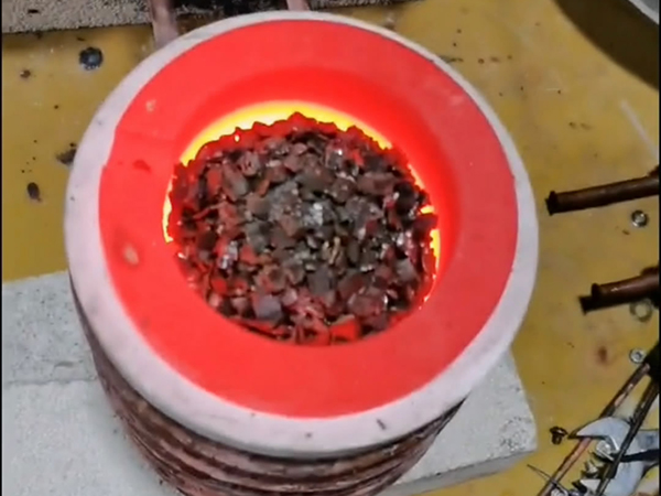 贵金属金银熔炼设备，小型高频熔炼炉